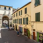 Fillungo Apartment - Affitti Brevi Italia